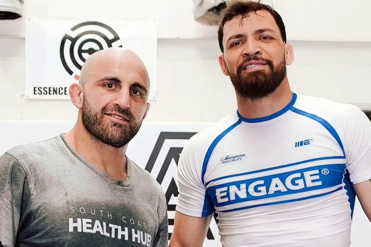 Maurício Ruffy na Tailândia ao lado de Alexander Volkanovski: Início de camp do campeão do UFC agita rumores sobre o próximo desafiante
