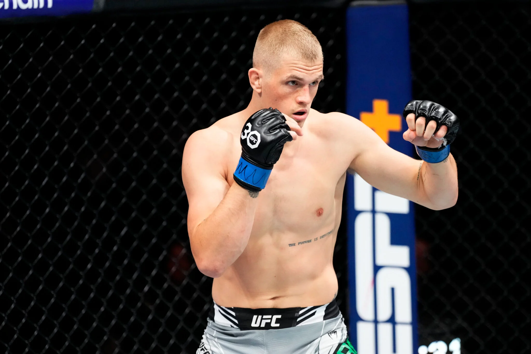 Ian Garry: Lutar Contra Islam Makhachev é o Desafio Mais Difícil da História do UFC, Afirma o Irlandês Antes do UFC 330