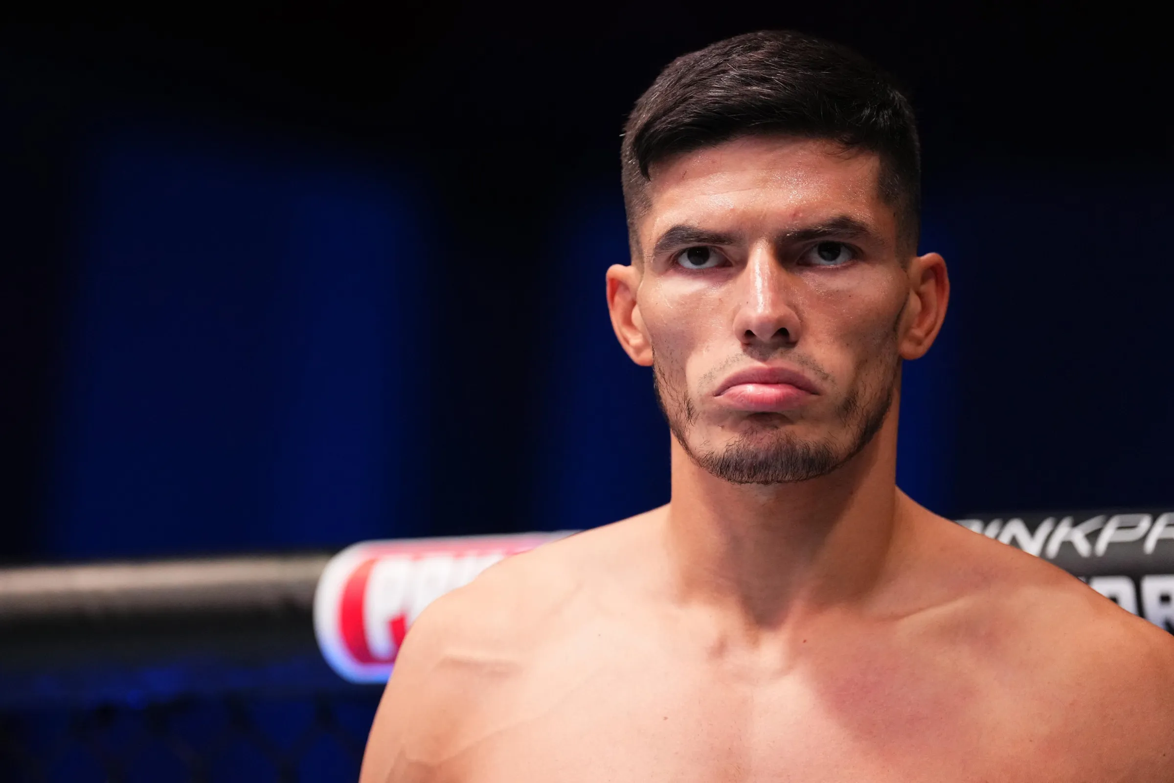 UFC Abu Dhabi: Luta Chave Cancelada! Super Talento Islam Dulatov É Hospitalizado por Infecção, Card Sofre Duro Golpe de Última Hora
