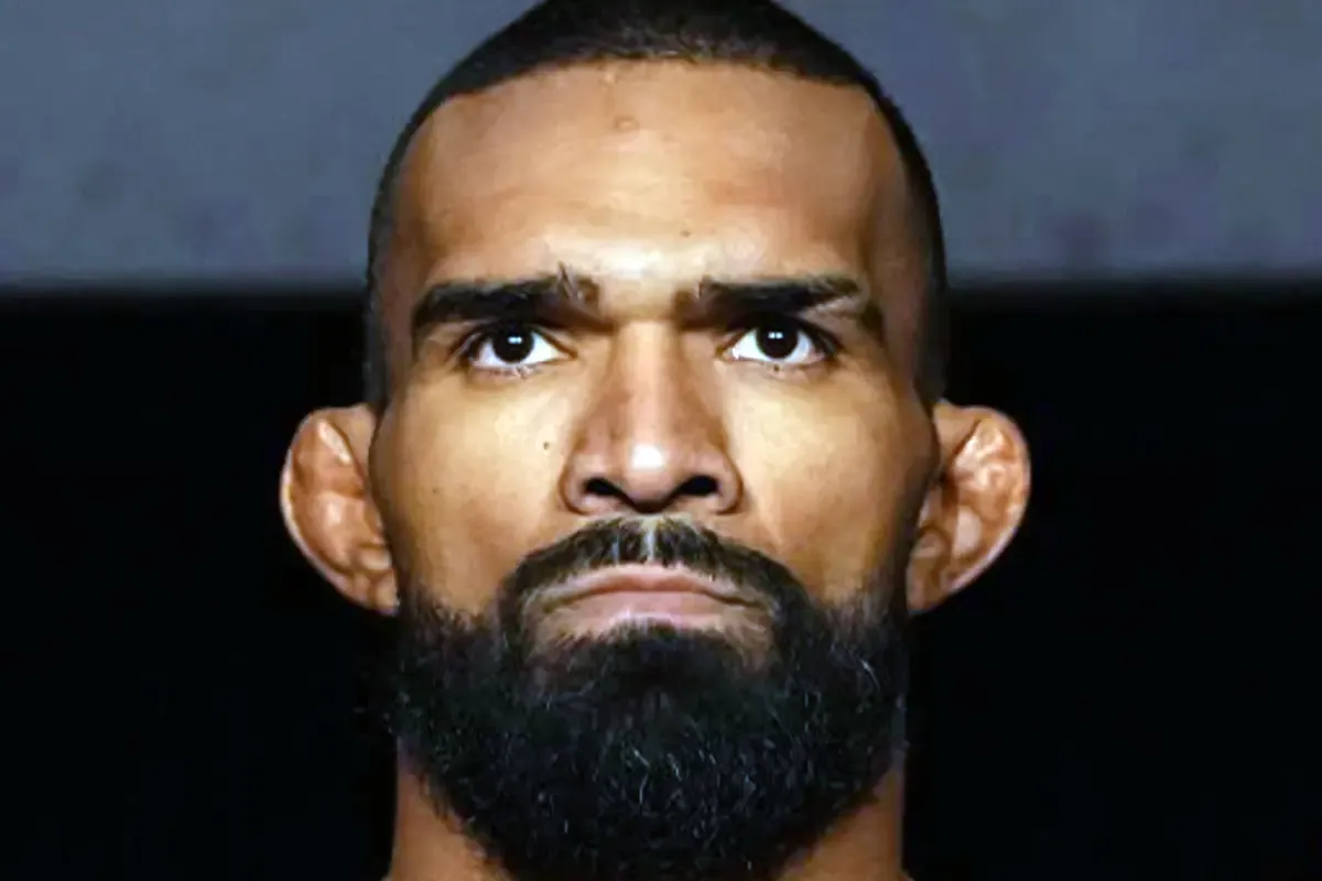 UFC Abu Dhabi: Magomed Tuchalov, Parceiro de Ankalaev, Derrota Brendson Ribeiro em Luta Intensa e Mantém Invicibilidade