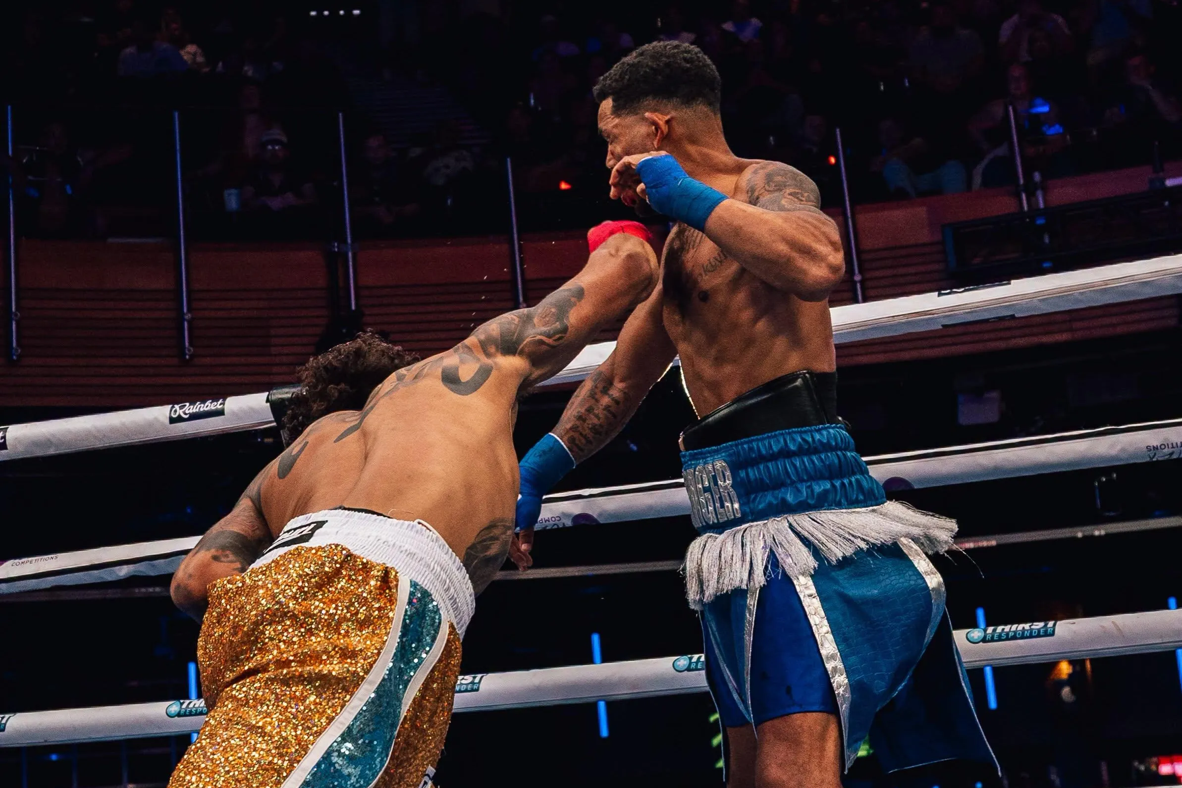 Escândalo no BKB 57: Lutador de Bare Knuckle Esquece as Regras, Chuta Amado Vargas e é Brutalmente Nocauteado em Revanche Viral
