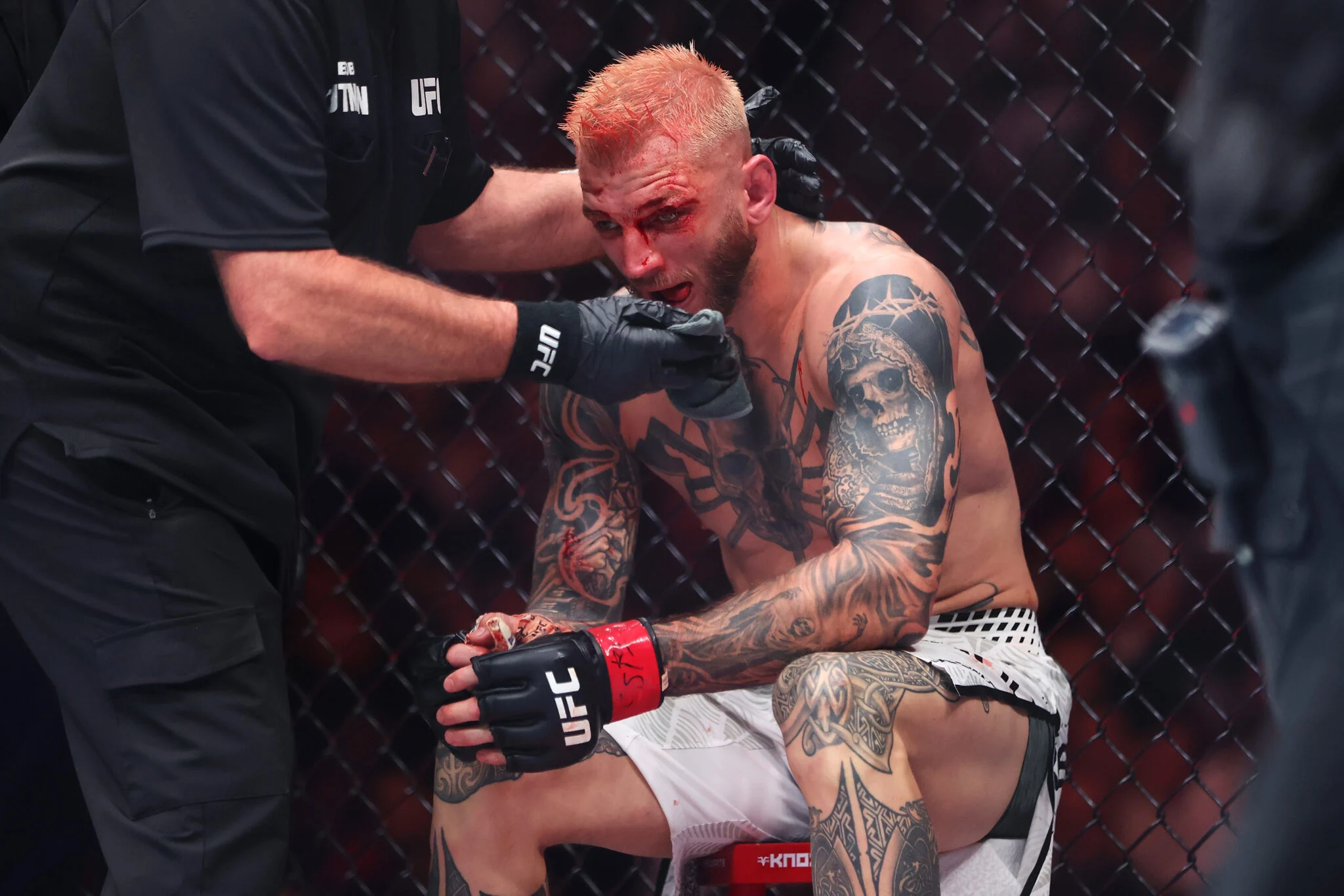 Dan Hooker Revela Ameaças de Morte Chocantes Após Anúncio de Luta Principal no UFC Paris Contra Parnasse