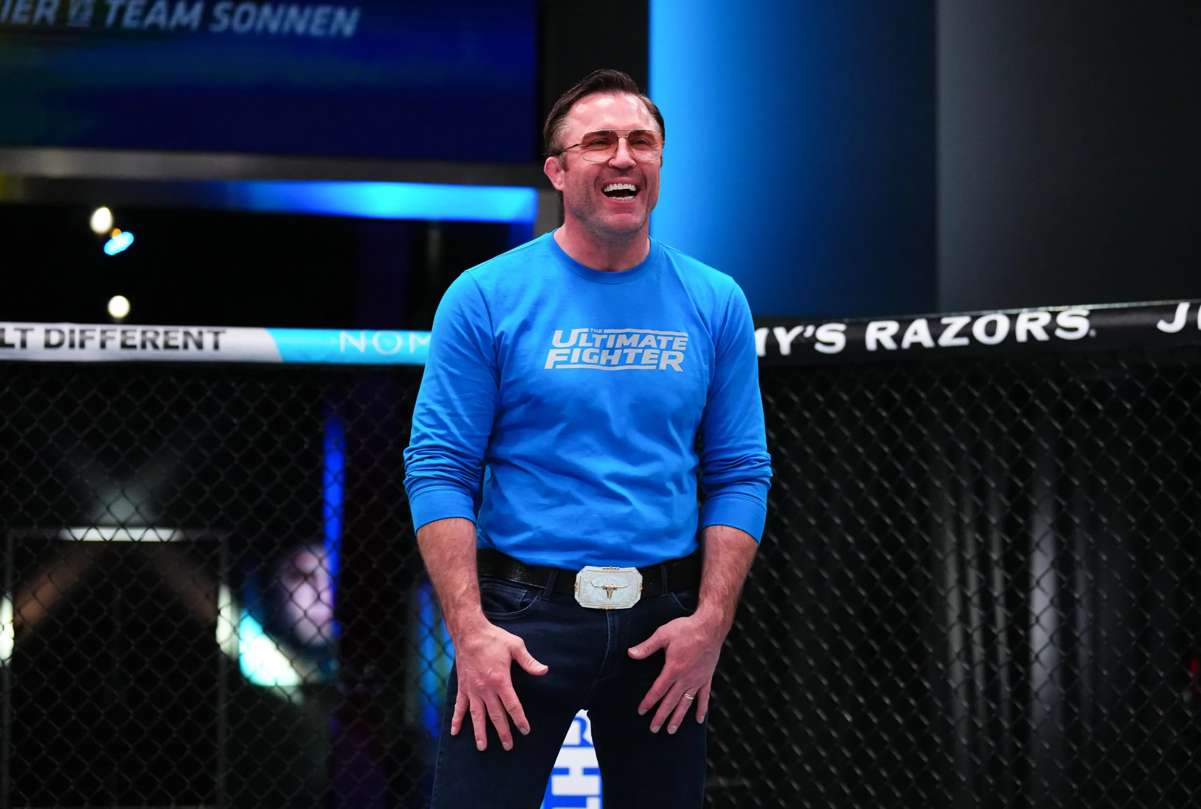 Chael Sonnen revela pedido inusitado de segurança para lutar no UFC e encontrar Dana White: ‘Devo uma a você’
