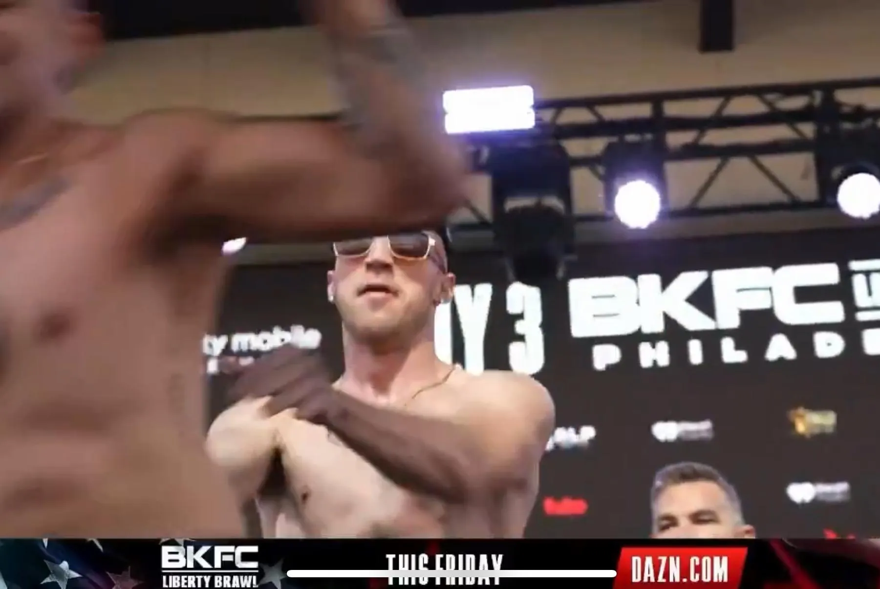Presidente do BKFC David Feldman Perde a Paciência e Empurra Lutador Após Confusão Viral na Pesagem