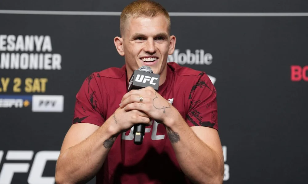 Ian Garry projeta vitória épica contra Islam Makhachev no UFC 330, comparando desafio ao nocaute histórico de Conor McGregor sobre José Aldo
