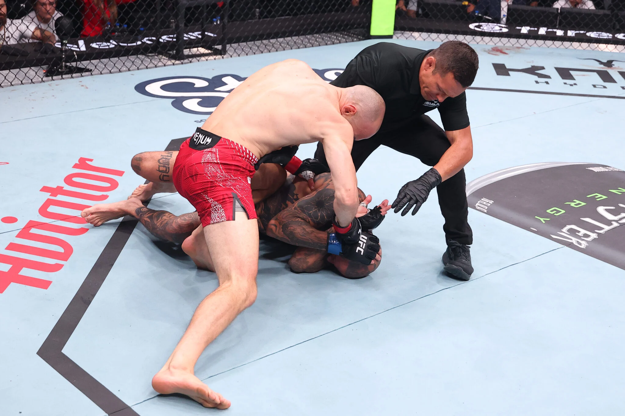 Daniel Rodriguez Quebra o Silêncio no UFC Belgrade: Após Prisão, Lutador Reage a Nocaute Relâmpago em 30 Segundos e Afirma Estar ‘Orgulhoso de Si Mesmo’