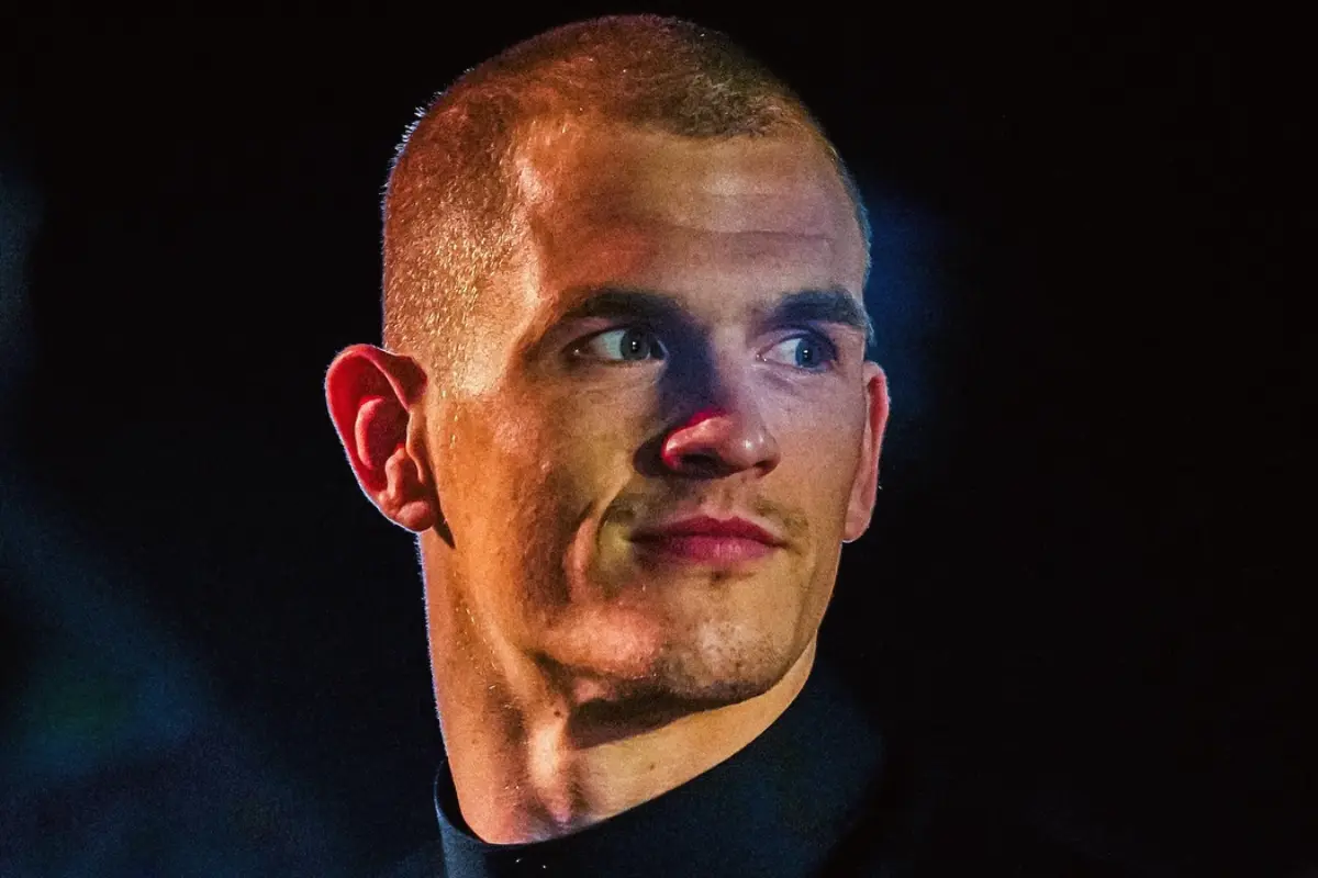 Sean Strickland Explica Vaias a Ian Garry no UFC 330, Aponta Incoerências e Choca Fãs Antes de Luta Contra Makhachev