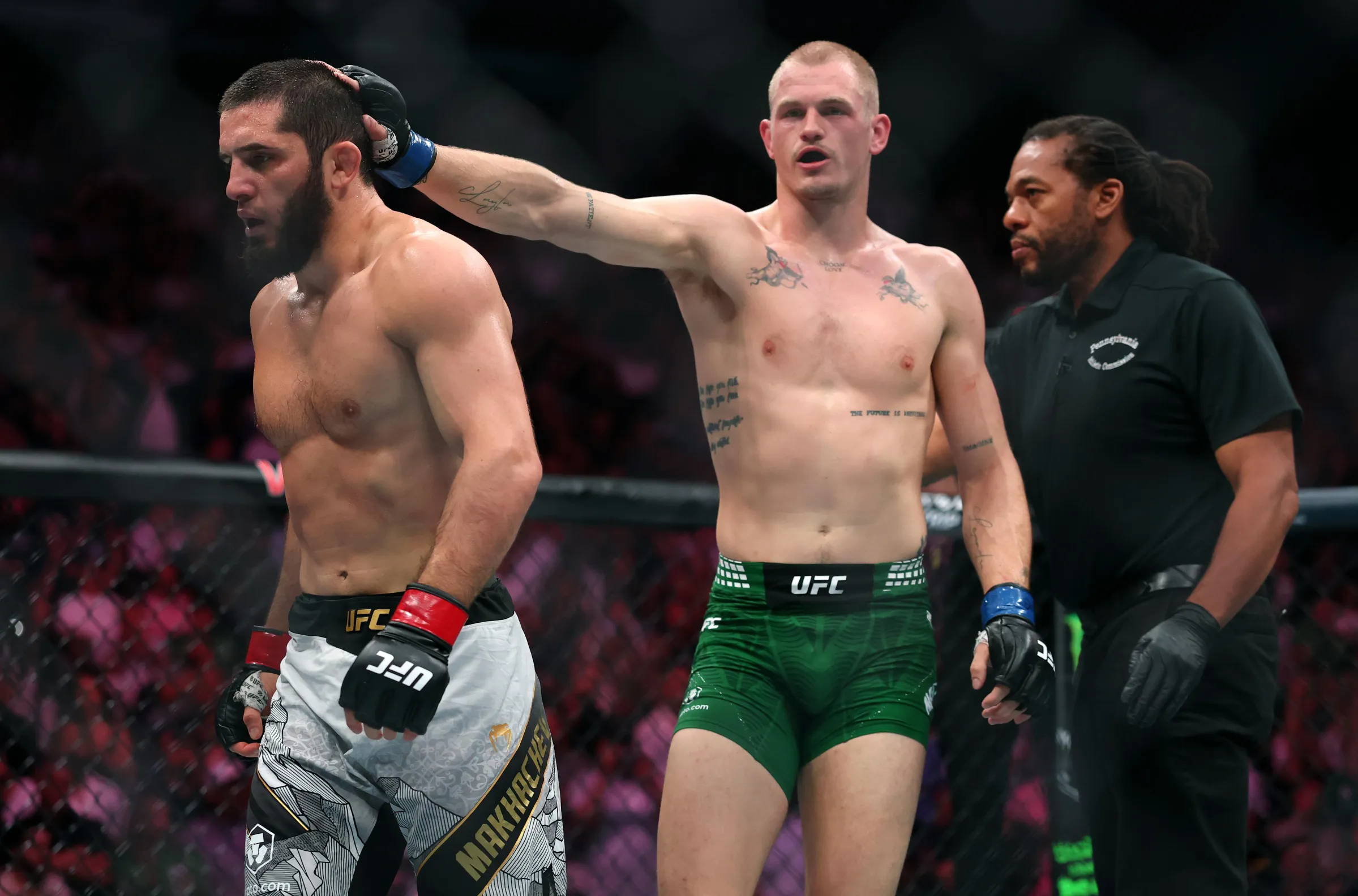 Henry Cejudo dispara contra Ian Machado Garry e duvida de nova chance pelo título do UFC: ‘Como o UFC o quereria como campeão?’