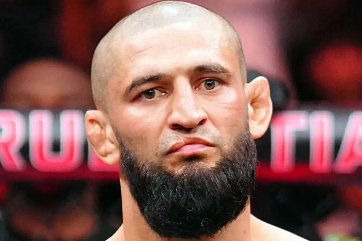 Khamzat Chimaev Pressiona Dana White no X e Cobra Luta Urgente no UFC, Mirando o Cinturão dos Médios Após Revés