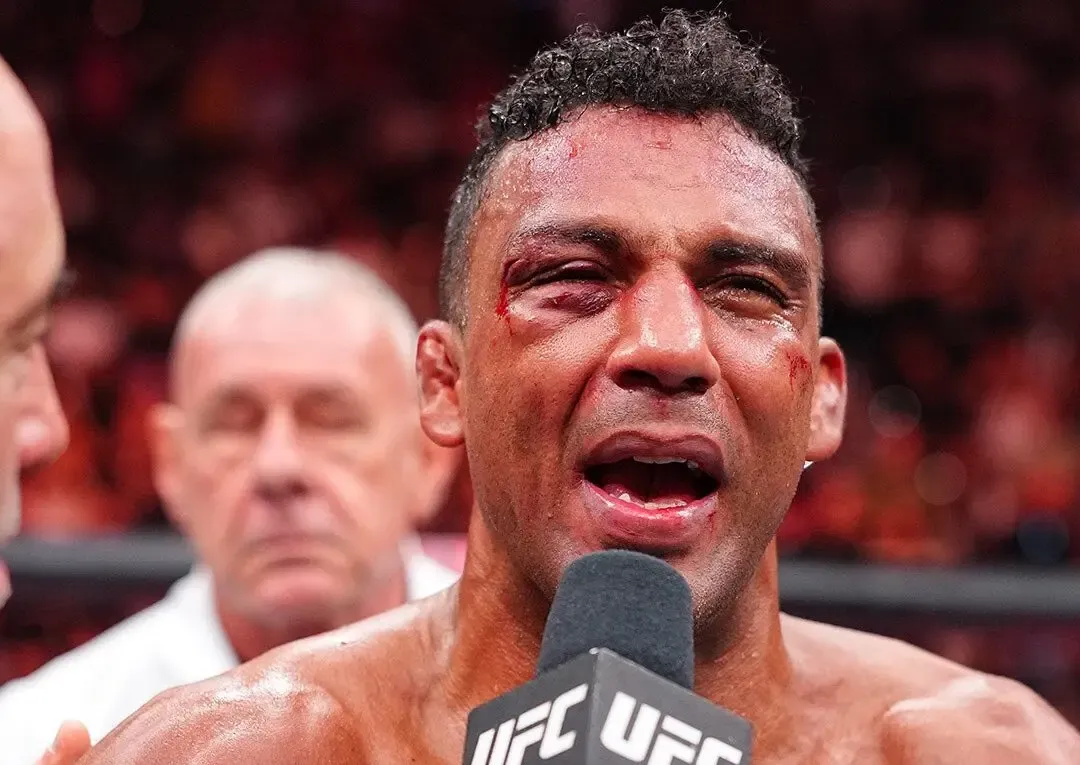 Edson Barboza Revela Grave Lesão no Olho Após Aposentadoria no UFC 330 e Agradece Herb Dean