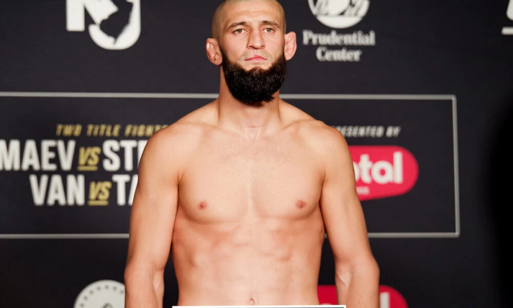 Chimaev Quebra o Silêncio e Pede Paz Após Confusão Envolvendo Lutadores Chechenos e Iraquiano: ‘Somos Irmãos’, Declara Estrela do UFC