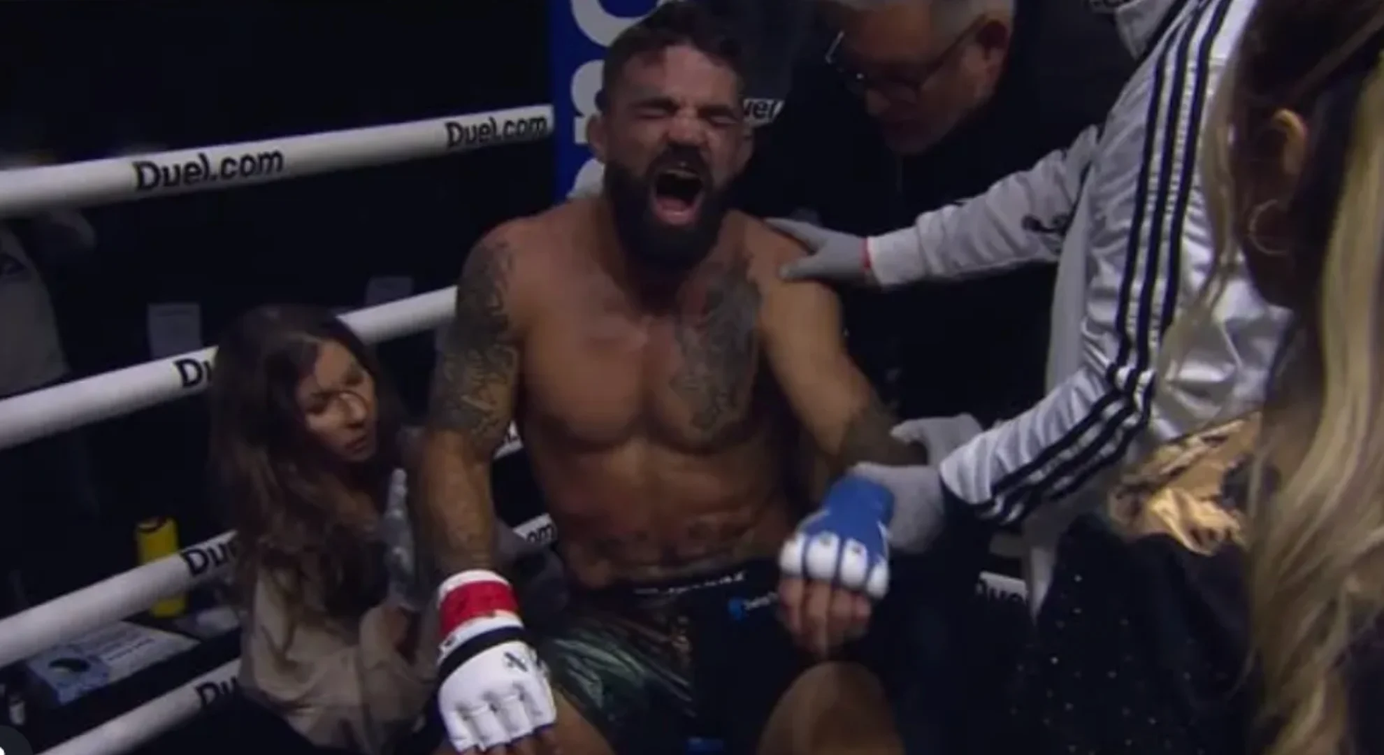 Mike Perry: Brandon Jenkins Revela Golpe Secreto que Causou a Chocante Luxação no Ombro e Nocaute Inesperado em Luta da Duel Arena