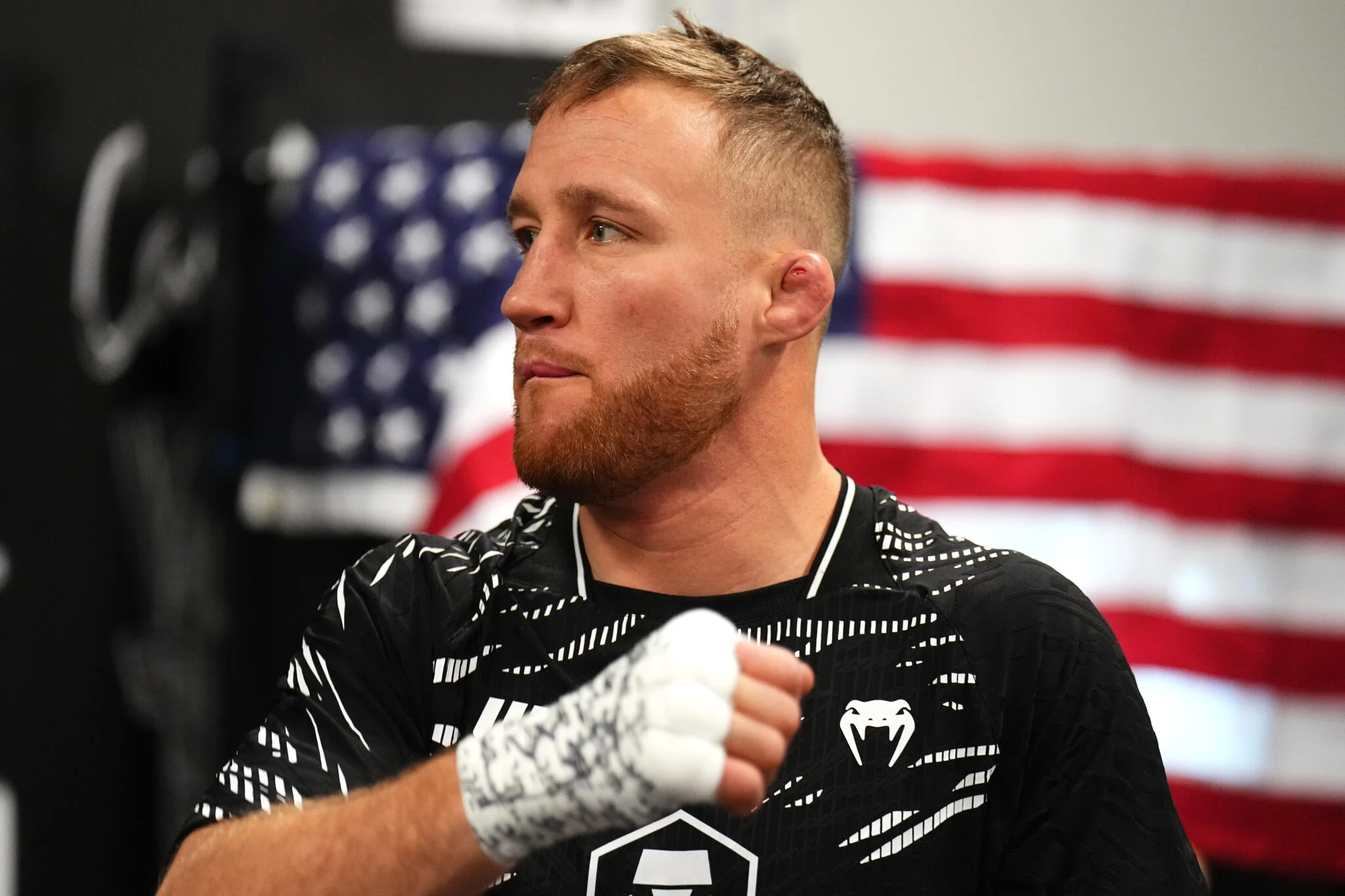 Justin Gaethje Revela Decisão de Aposentadoria Fora de Suas Mãos, Afirma Já Ter ‘Cumprido Seu Legado’ no UFC