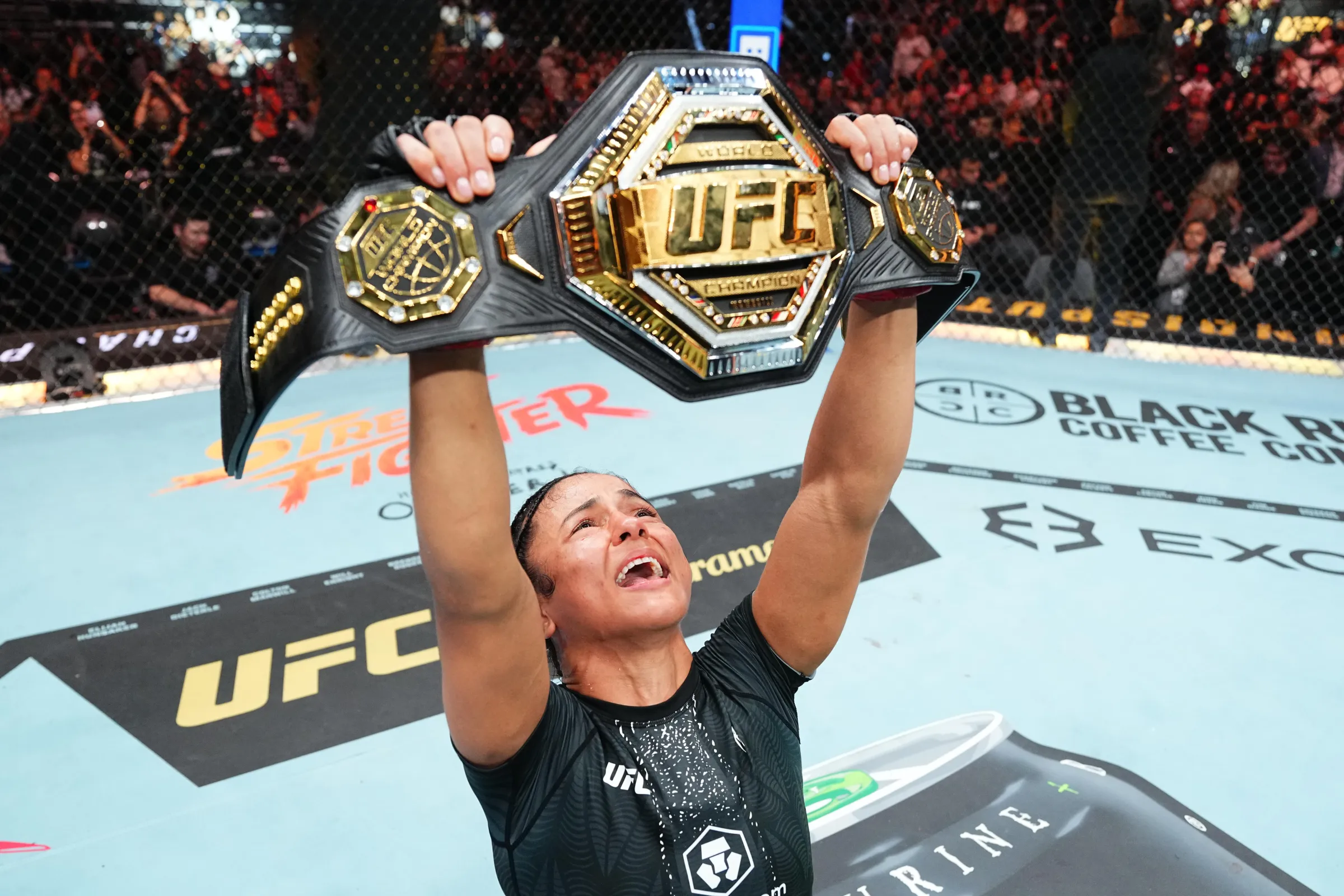 UFC 332: Natalia Silva Conquista Título Peso-Mosca em Luta Épica Contra Wang Cong e Noite de Nocautes Surpreendentes em Utah