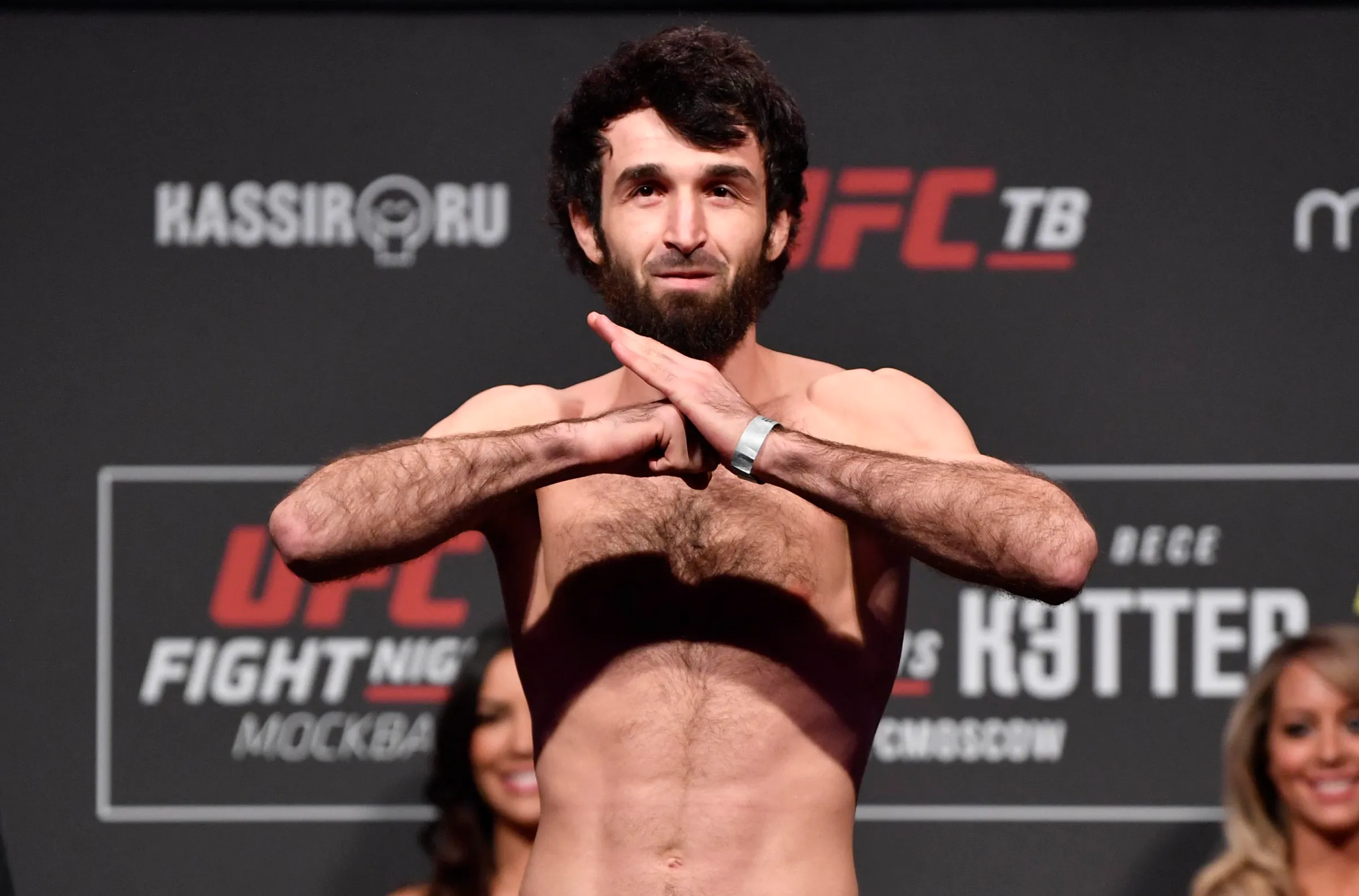 Zabit Magomedsharipov: Ex-Estrela Invicto do UFC Anuncia Retorno Inesperado para Lutar Wrestling Contra Giga Chikadze no RAF Abu Dhabi