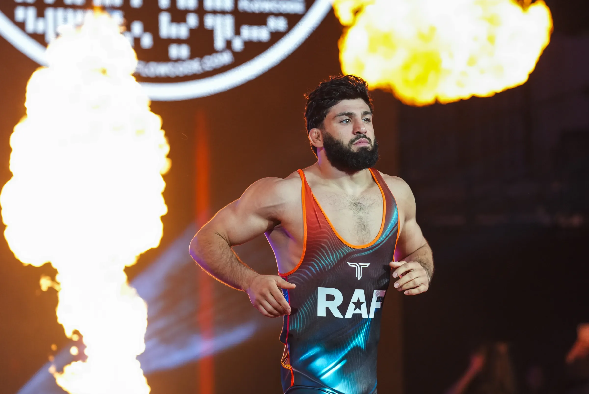 Duelos Imperdíveis no RAF Abu Dhabi: Arman Tsarukyan Enfrenta Neiman Gracie e Kennedy Blades Defende Título Contra Bella Mir!