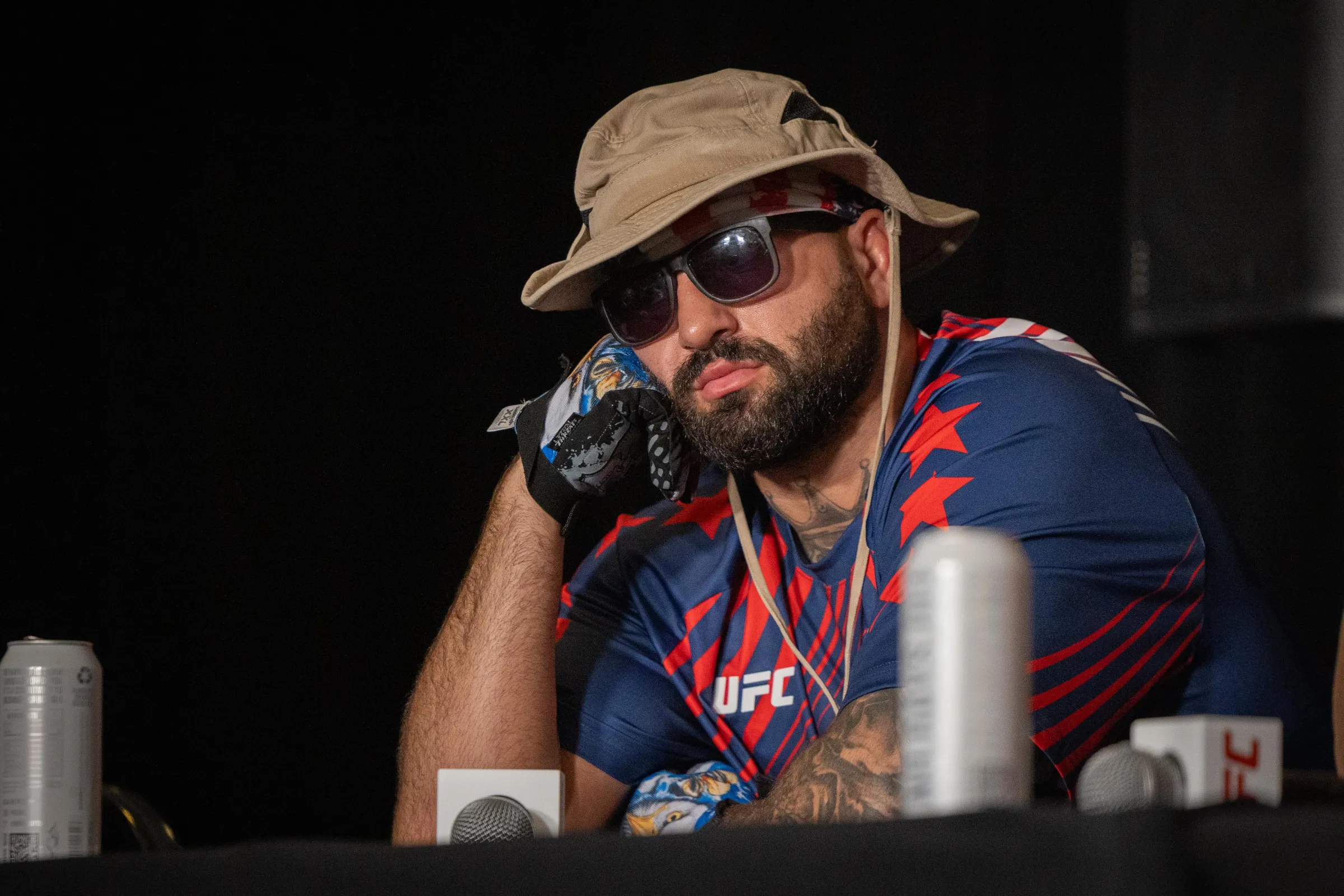 Alex Pereira Acusa UFC de Manipulação na Escolha de Rival para Ciryl Gane e Expõe Trama de Influenciadores, Entenda a Polêmica do Peso-Pesado