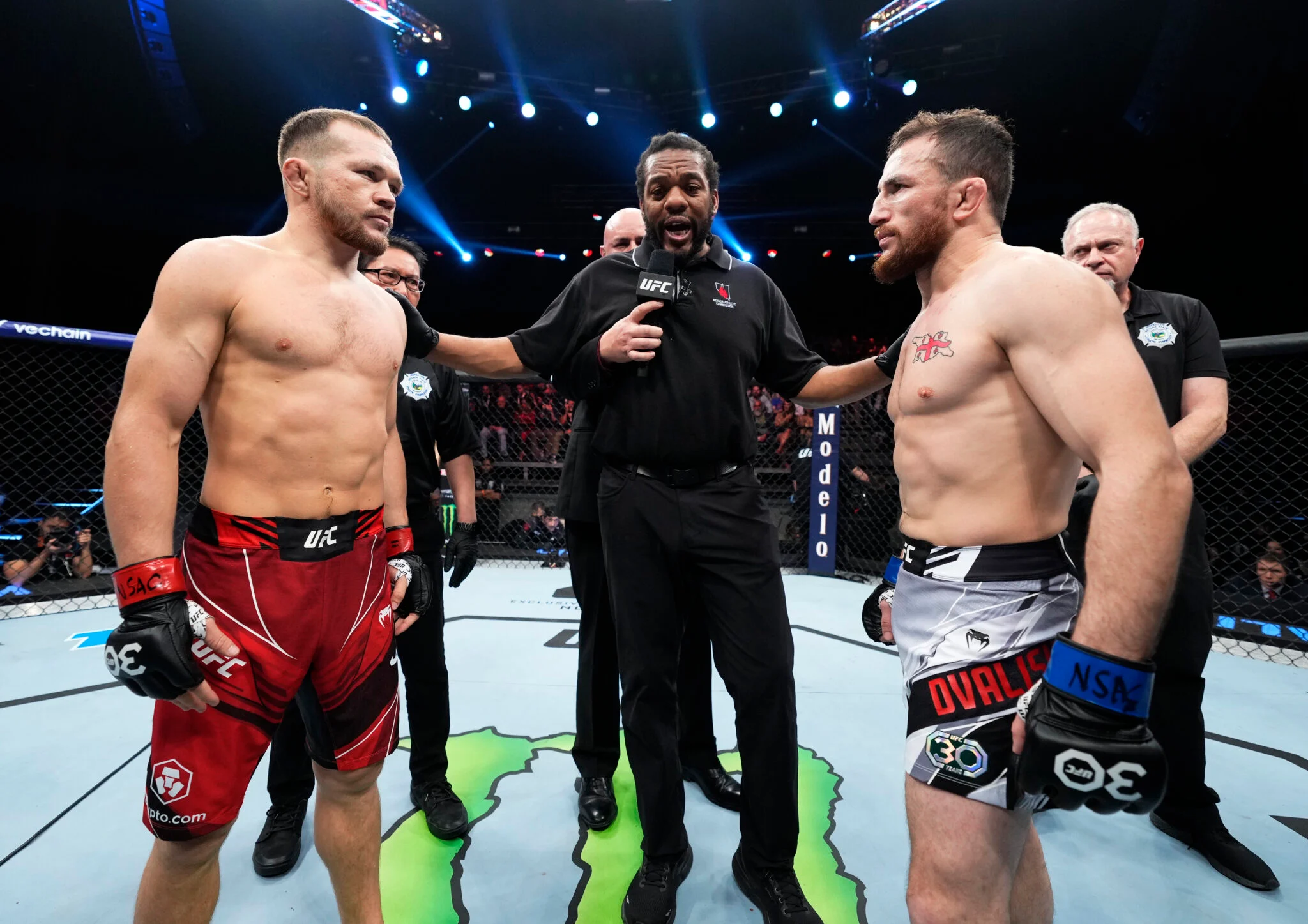 UFC 333: Staff do Bloody Elbow Revela Previsão Unânime para a Trilogia Explosiva entre Petr Yan e Merab Dvalishvili