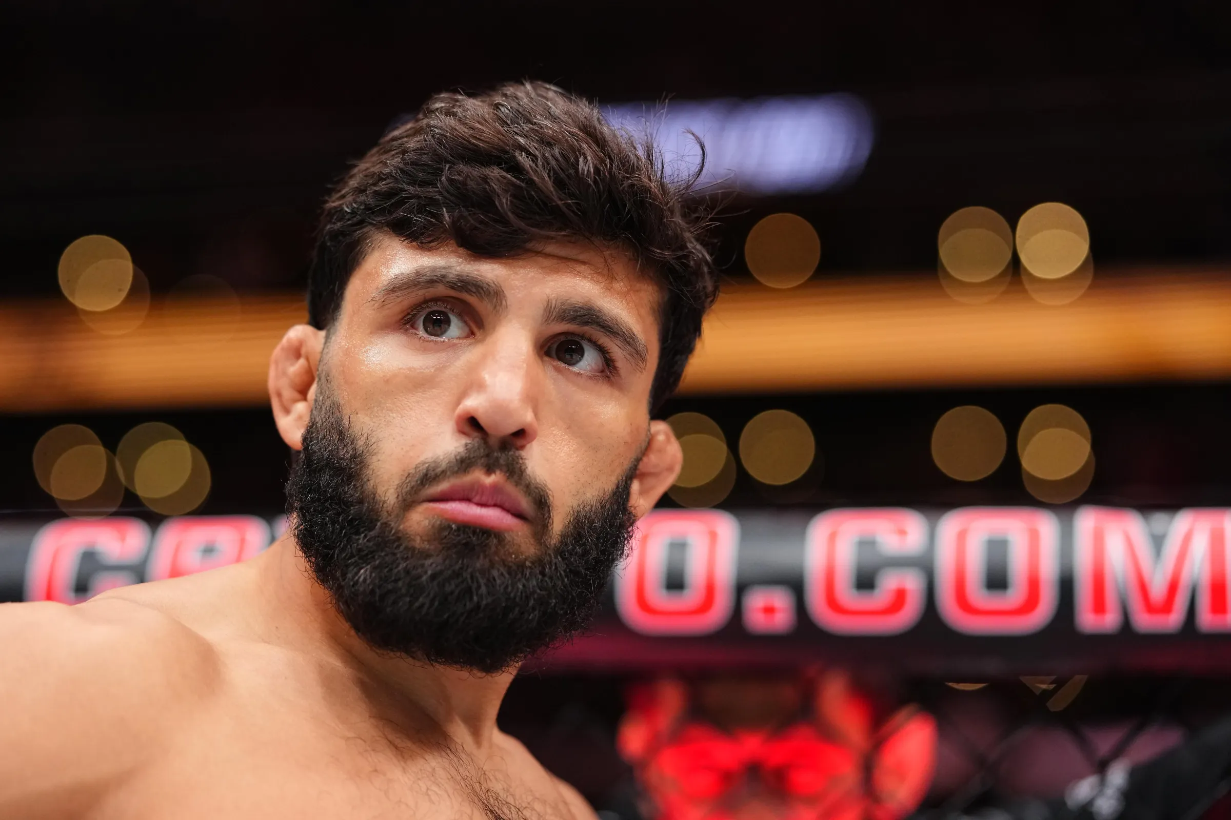 Alexander Volkanovski Choca o UFC: ‘Lutarei com Arman Tsarukyan pelo Cinturão se Justin Gaethje Recusar’ e Agita o Peso-Leve